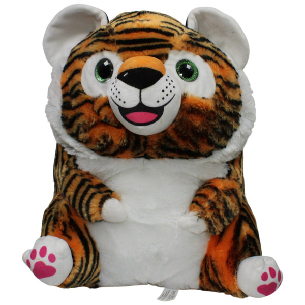 Pummeliges XL Tigerbaby, sitzend