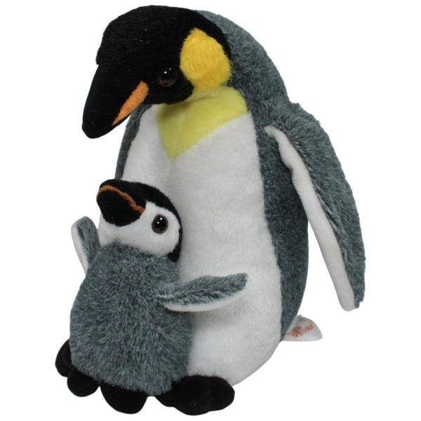 Kaiserpinguin mit Baby