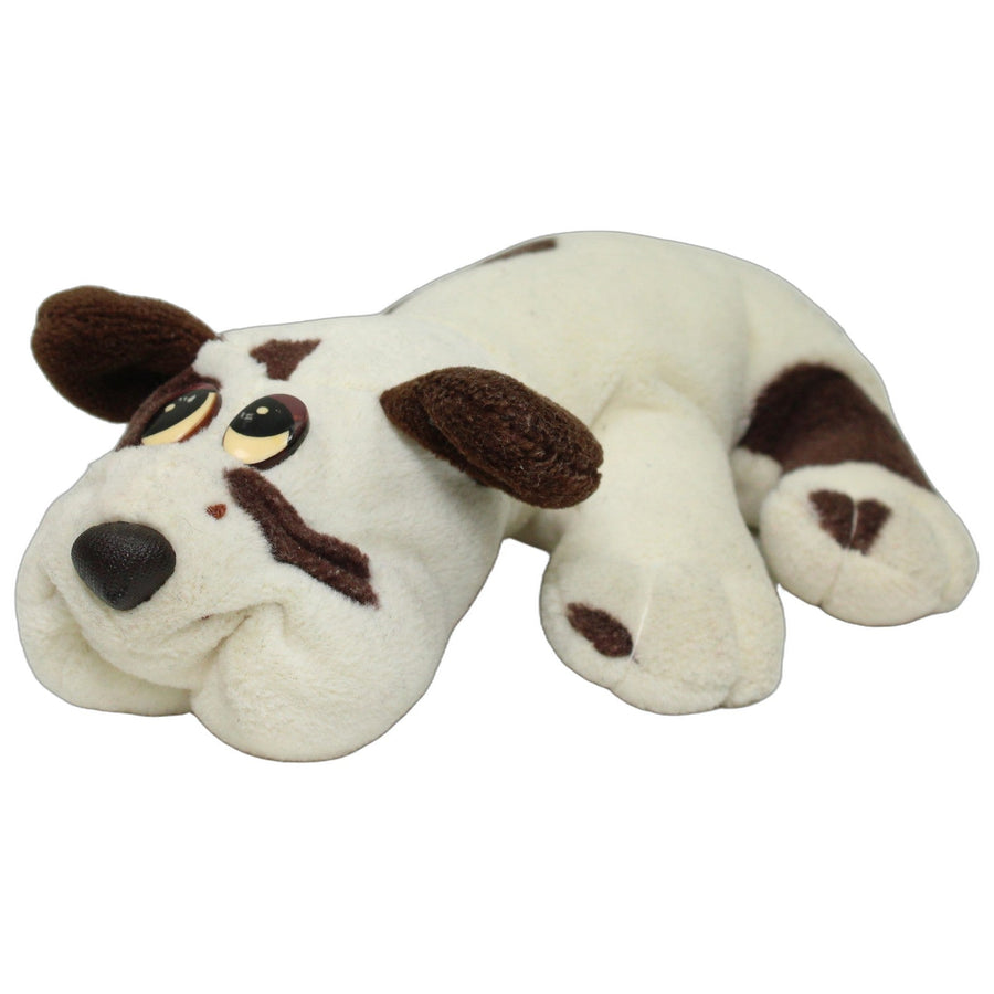 Wauzi, hellbrauner Hund mit Flecken