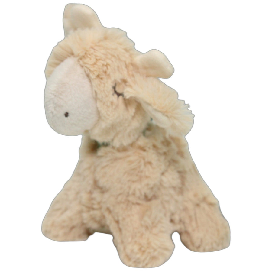 Kleine schlafende Giraffe mit Schal