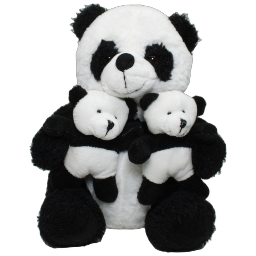 Panda mit Babys auf dem Schoß, sitzend