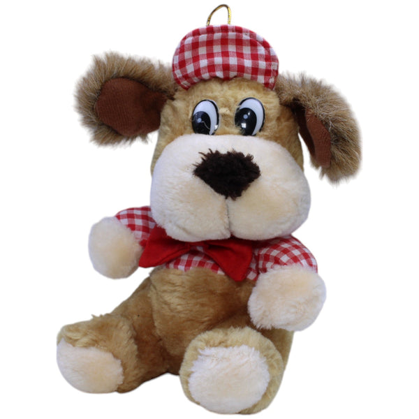 Hund mit kariertem Hut