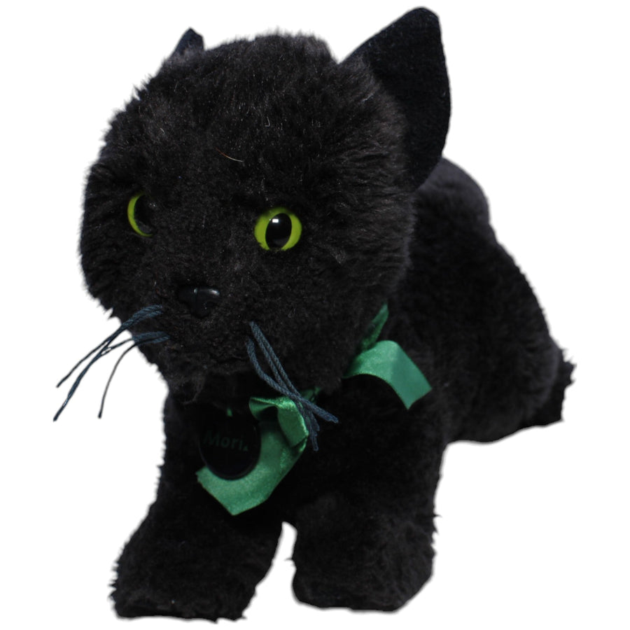 Schwarzer Kater Moriz mit grüner Schleife